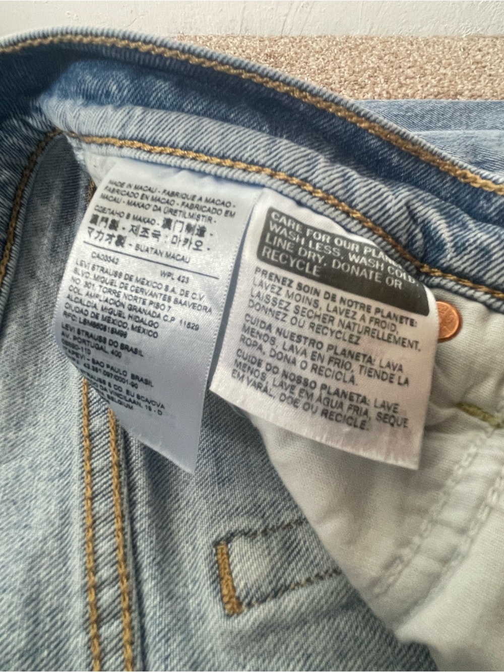 Levi's Light Wash Straight Leg Jeans - Picture 6 of 9